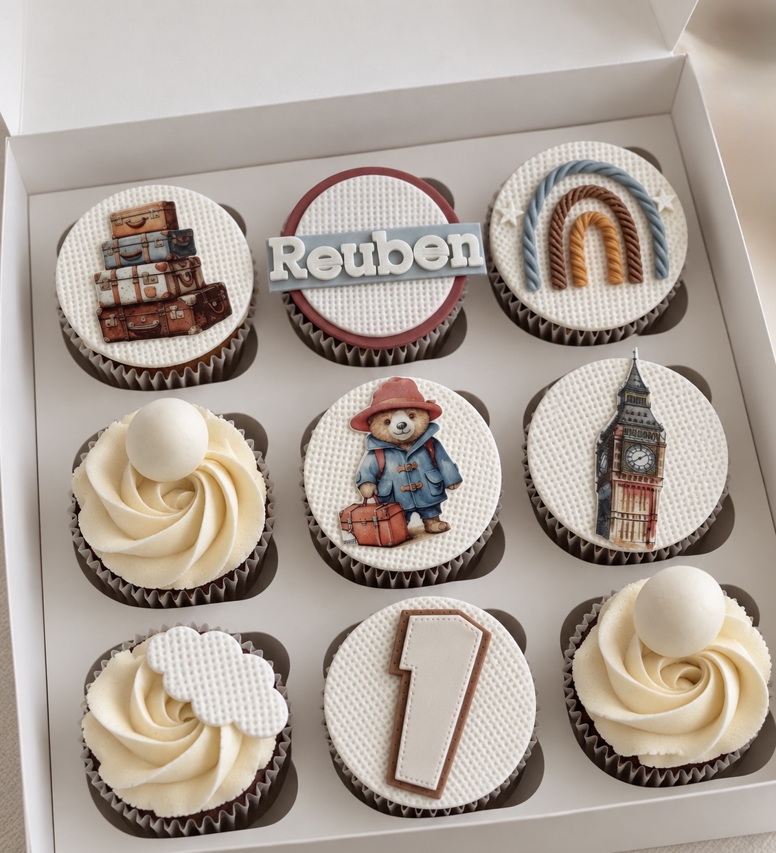 Deluxe Cupcakes